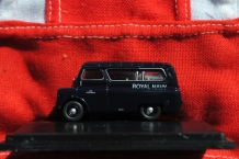 images/productimages/small/BEDFORD CA MINIBUS ROYAL NAVY Oxford 76CA025 voor open.jpg